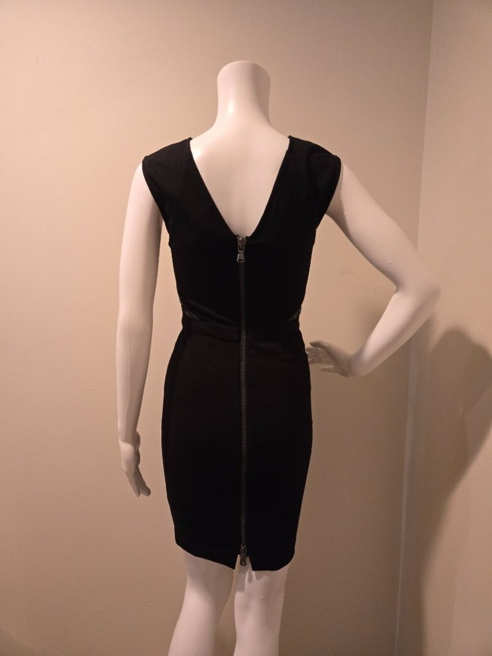 Haute Hippie Deep V-Back Side Cutout Dress Black XS - Picture 5 of 5